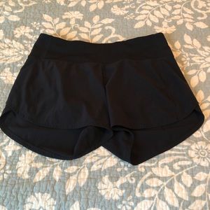 Black 4” lululemon speed shorts